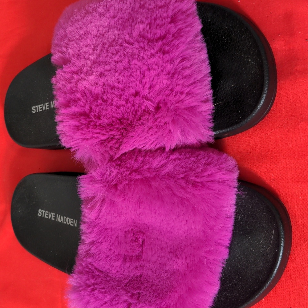 Steve.Madden Slipper